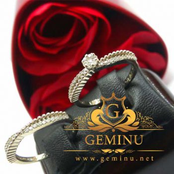 انگشتر و پشت حلقه